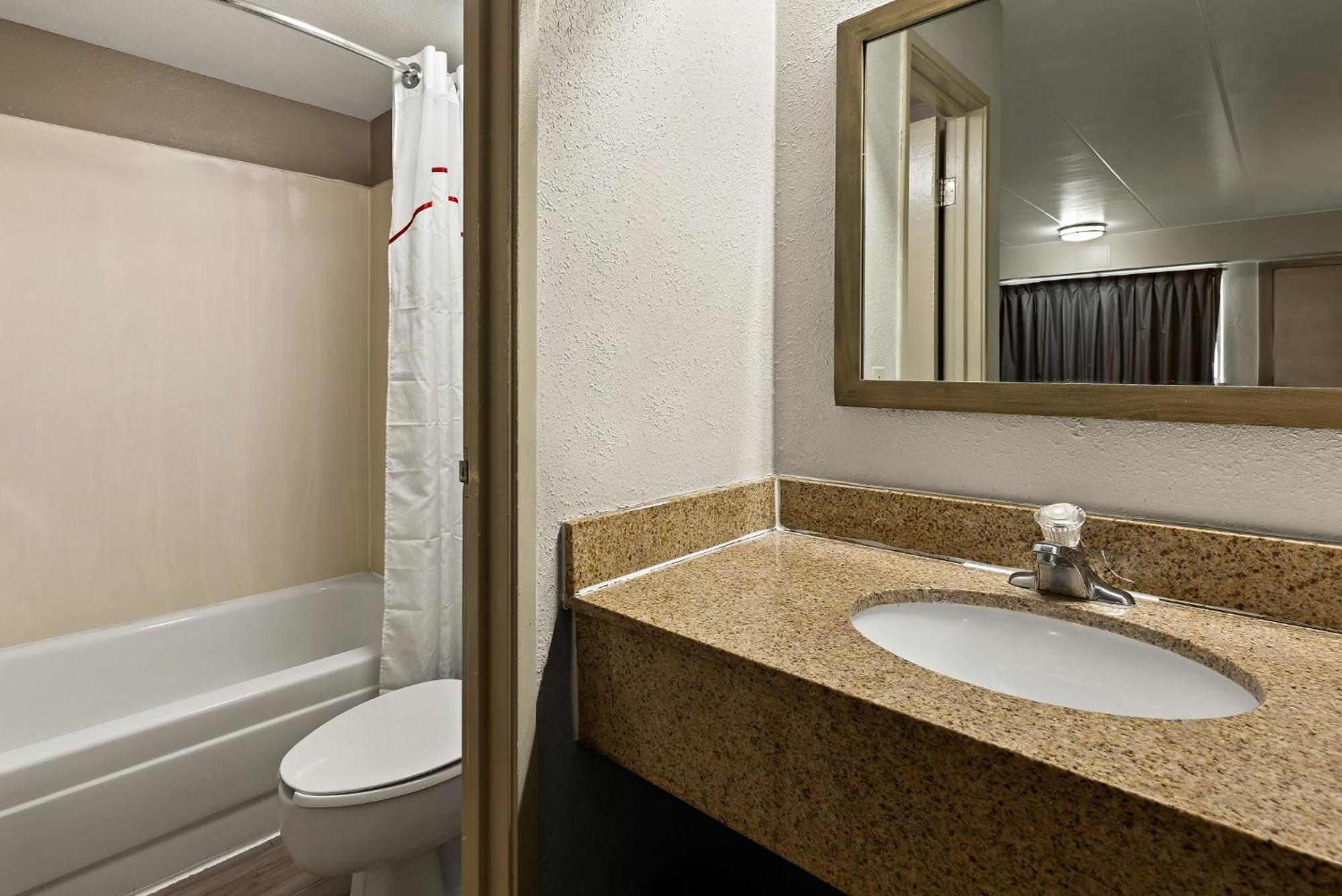 Red Roof Inn Cleveland - Independence Zewnętrze zdjęcie