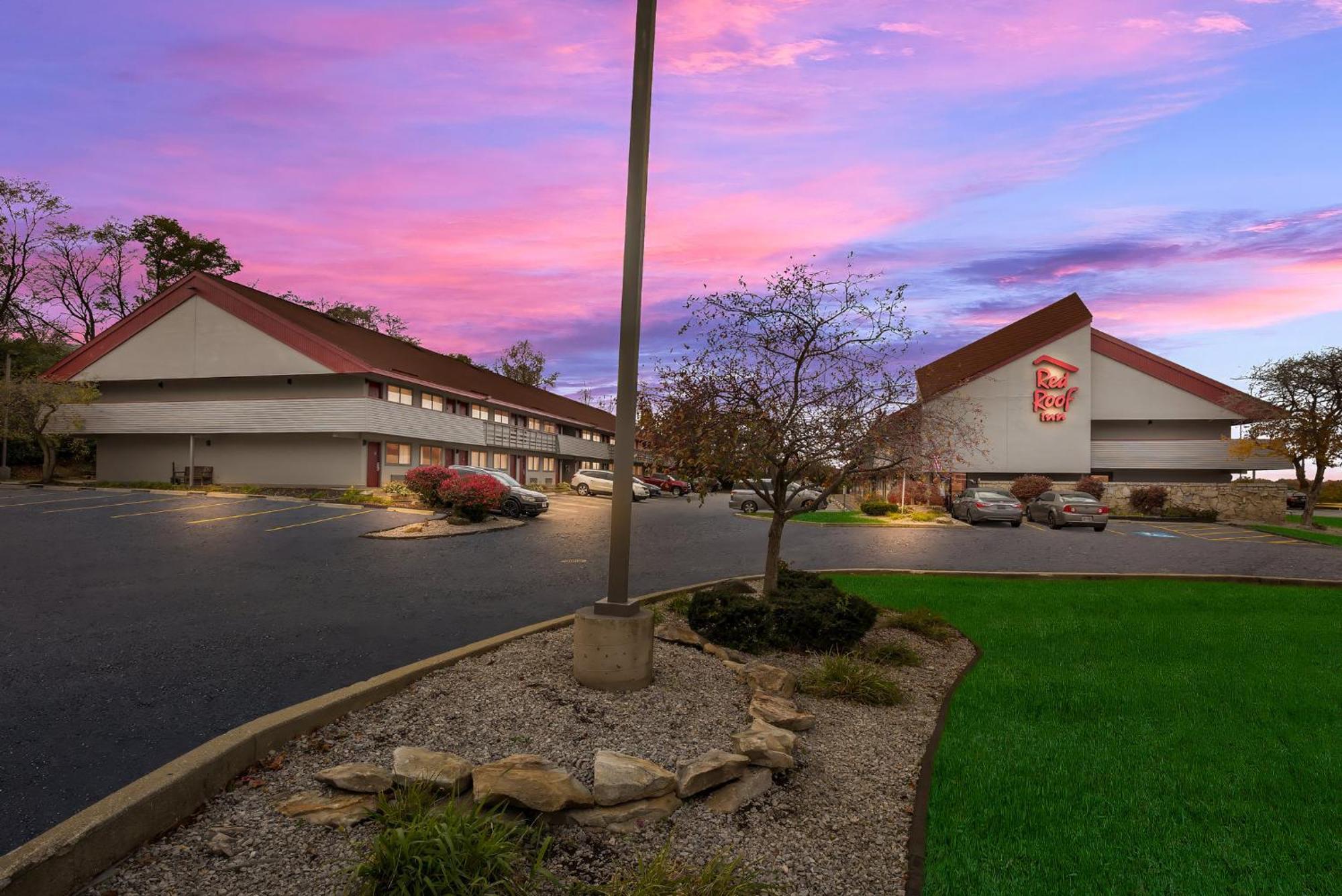 Red Roof Inn Cleveland - Independence Zewnętrze zdjęcie